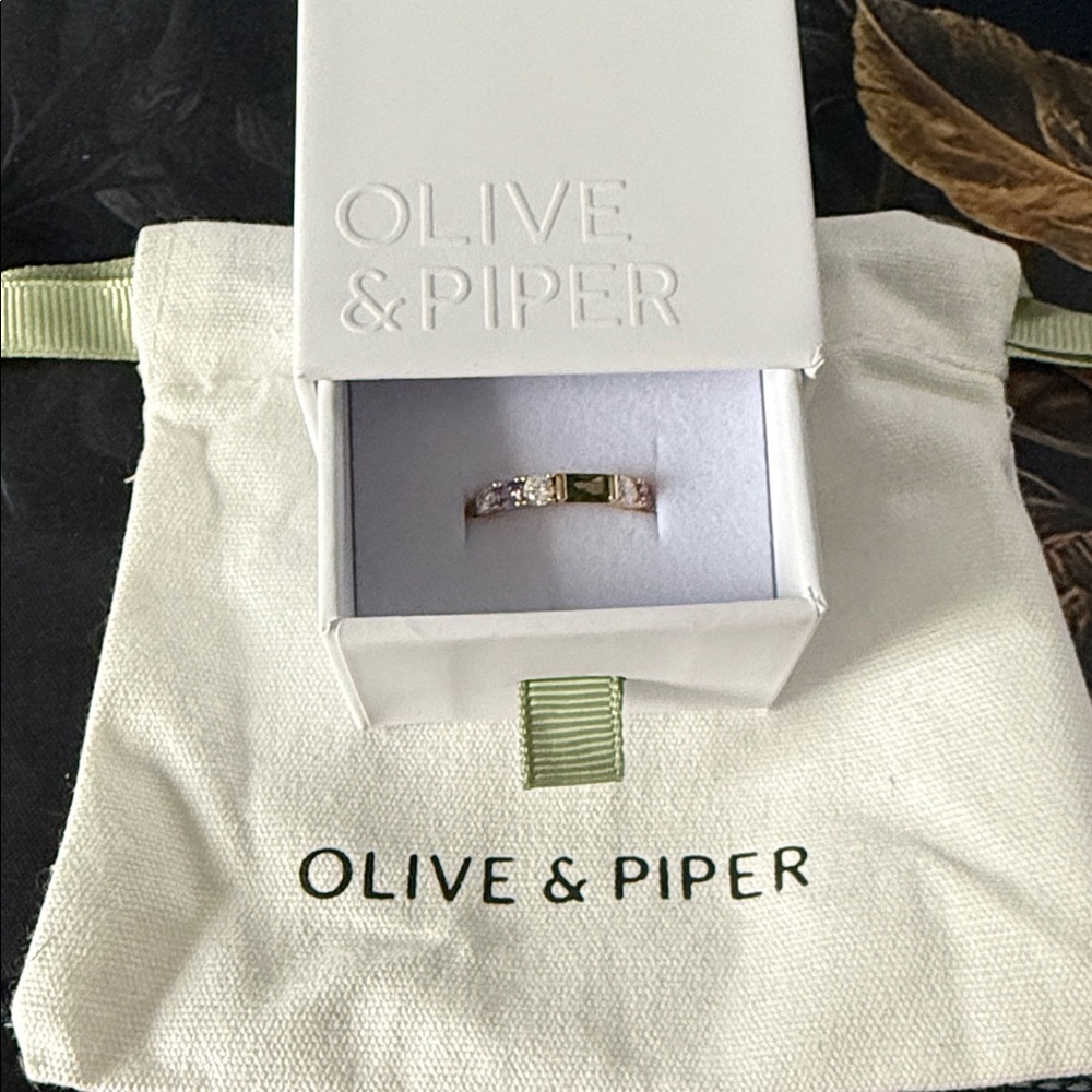 New Olive & Piper Vale Gold Ring 7